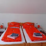 Koetel Utcai Vendeghaz 펜션 Balatonkeresztúr