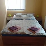 Koetel Utcai Vendeghaz 펜션 *