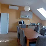 Koetel Utcai Vendeghaz 펜션 Balatonkeresztúr