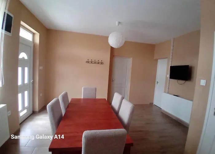 Holiday home Koetel Utcai Vendeghaz